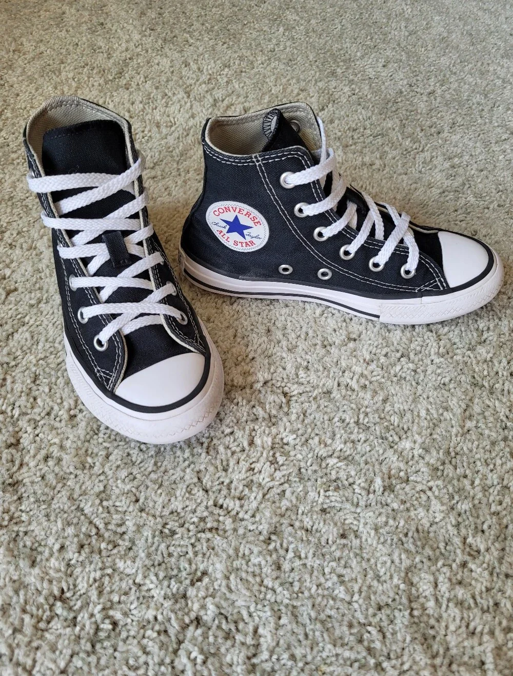Converse Black & White Kids High Top Sneakers  Excellent Condition 12